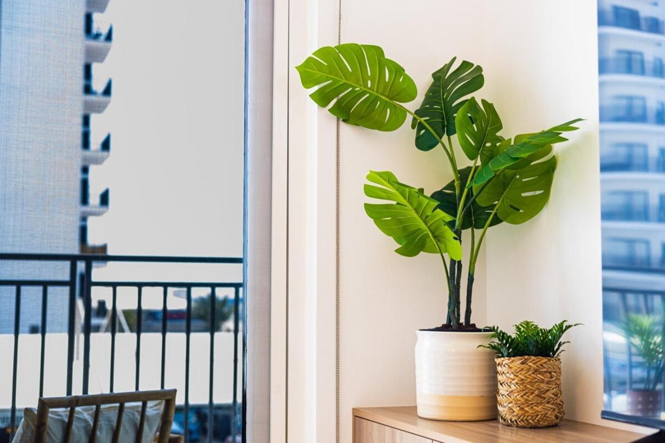 Voyage's Elegant 1br In Waters Edge Apartment *