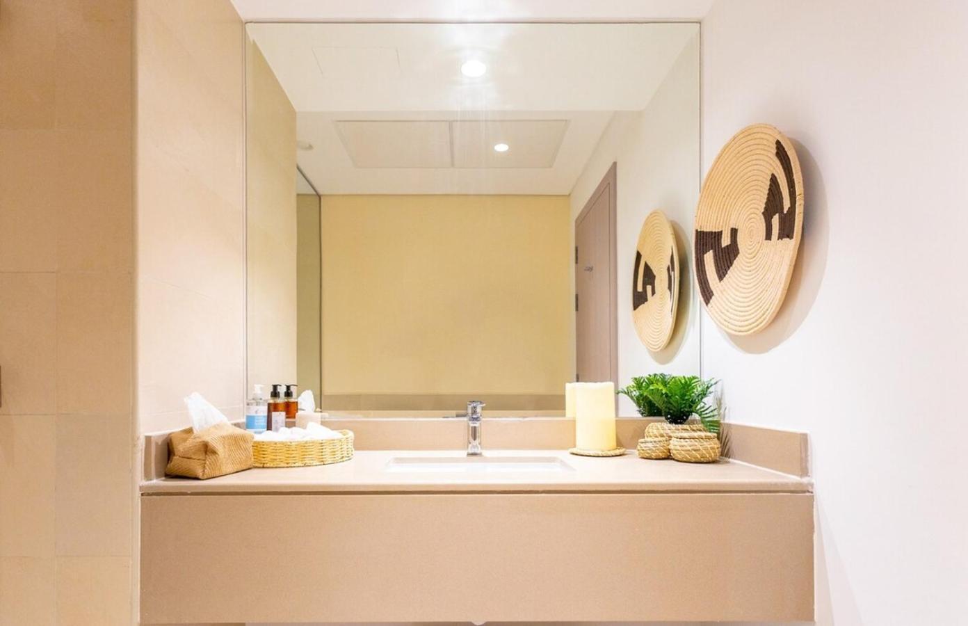 Voyage's Elegant 1br In Waters Edge * Abu Dhabi